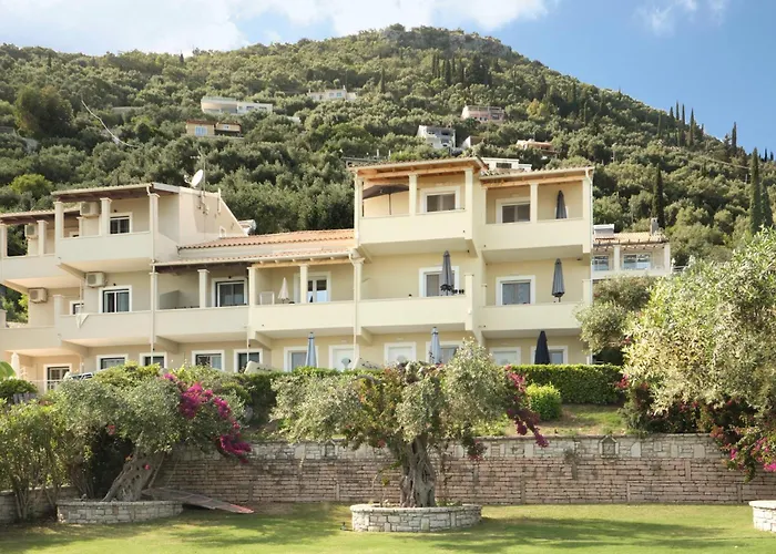 Krouzeri Apart Otel 4*