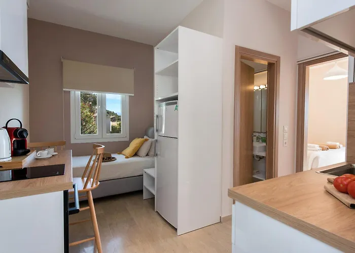 Krouzeri Apart Otel 4*