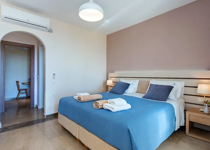 Krouzeri Apart Otel 4*