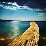 Krouzeri Aparthotel Nisaki (Corfu)