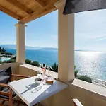 Krouzeri Aparthotel