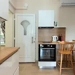 Aparthotel Krouzeri 4*