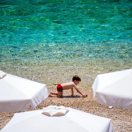 Aparthotel Krouzeri Nisaki (Corfu)