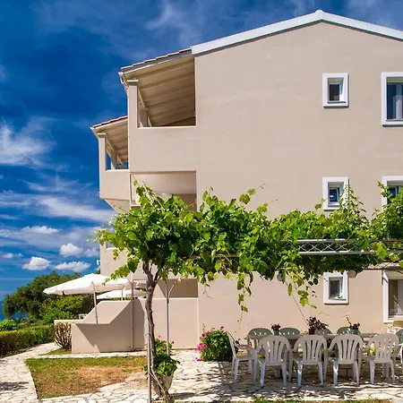 Aparthotel Krouzeri