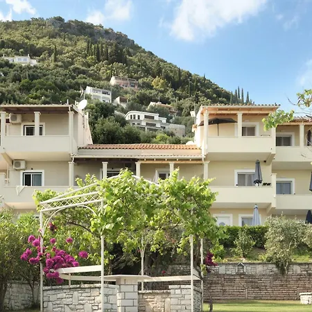 Aparthotel Krouzeri
