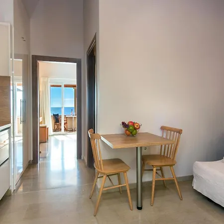 Apart-hotel Krouzeri