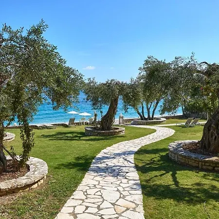 Apart-hotel Krouzeri