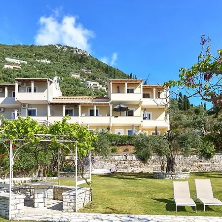 Krouzeri Apart-hotel 4*