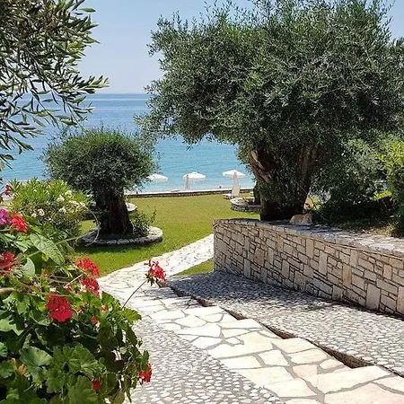 Apart-hotel Krouzeri Nisaki (Corfu)
