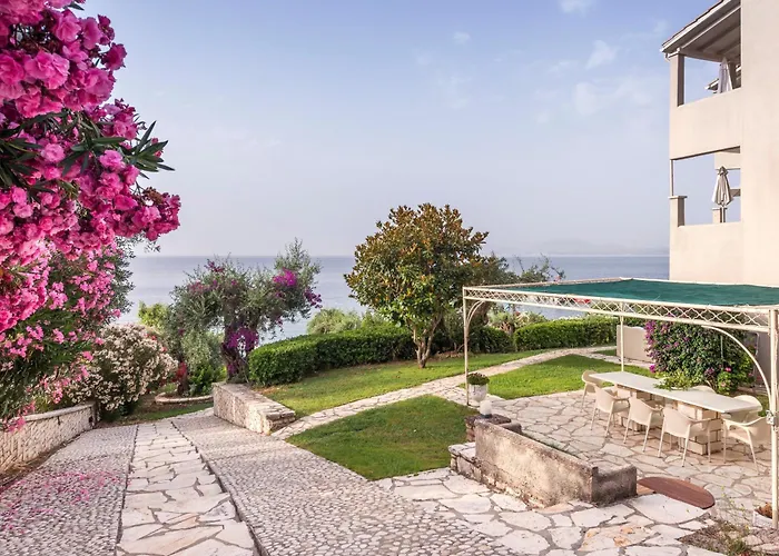 Krouzeri 4*