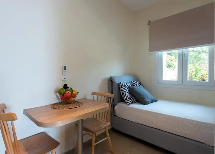Aparthotel Krouzeri 4*