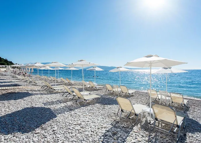 Krouzeri Aparthotel Nisaki (Corfu)